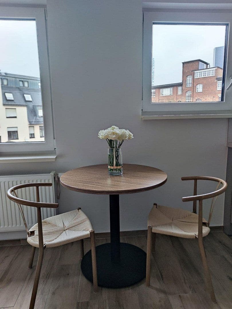 Prenájom bytu 1-izbový 23 m², Emser Straße 34, Frankfurt Am Main, Hesensko Prenájom bytu 1-izbový 23 m², Emser Straße 34, Frankfurt Am Main, Hesensko