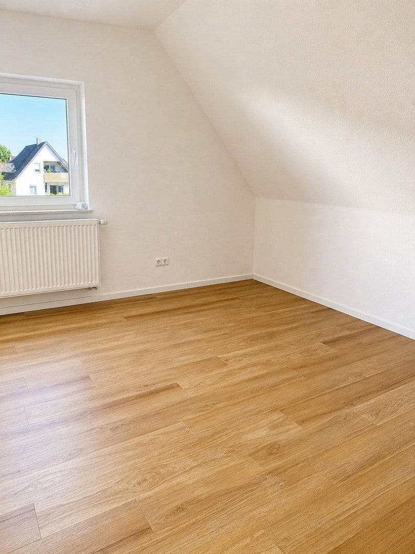 Prenájom bytu 3-izbový 58 m², Stuttgart, Bádensko-Wurttembersko Prenájom bytu 3-izbový 58 m², Stuttgart, Bádensko-Wurttembersko