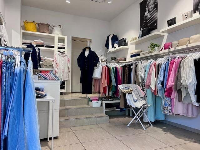 Prenájom nebytového priestoru 60 m², Reichsstraße 104, Berlin, Berlín Prenájom nebytového priestoru 60 m², Reichsstraße 104, Berlin, Berlín