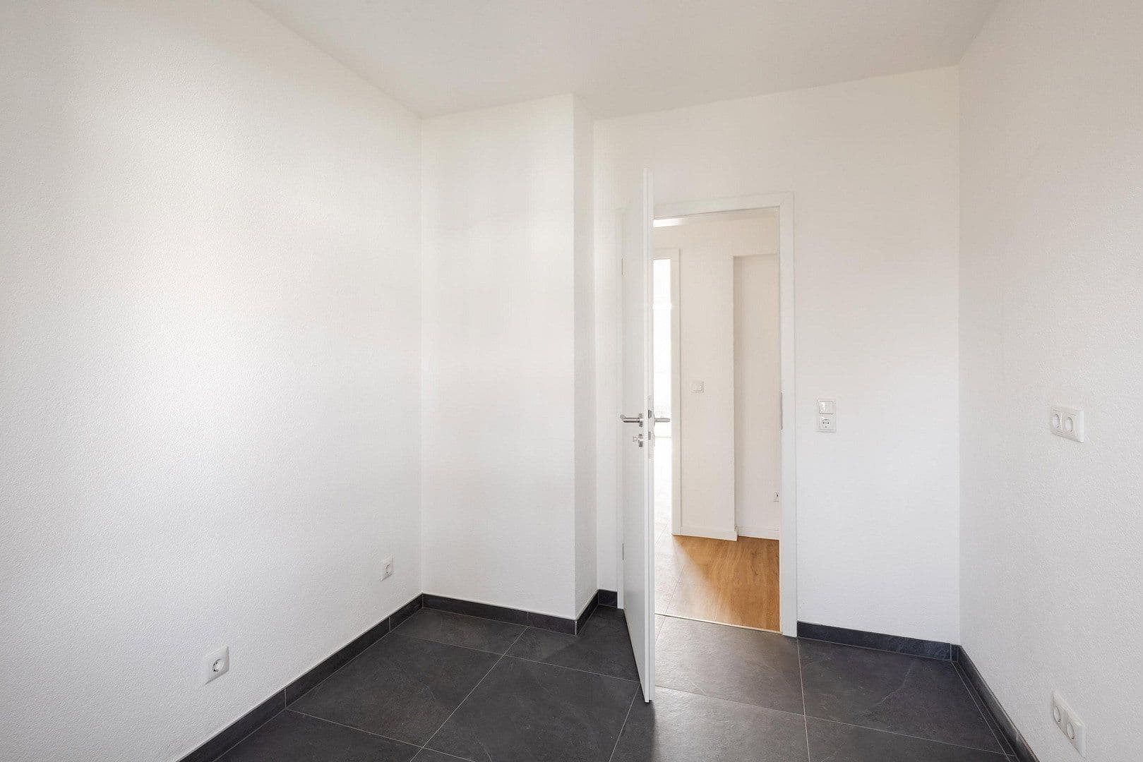 Prenájom bytu 3-izbový 66 m², Doktor-Enders-Straße, Hof, Bavorsko Prenájom bytu 3-izbový 66 m², Doktor-Enders-Straße, Hof, Bavorsko