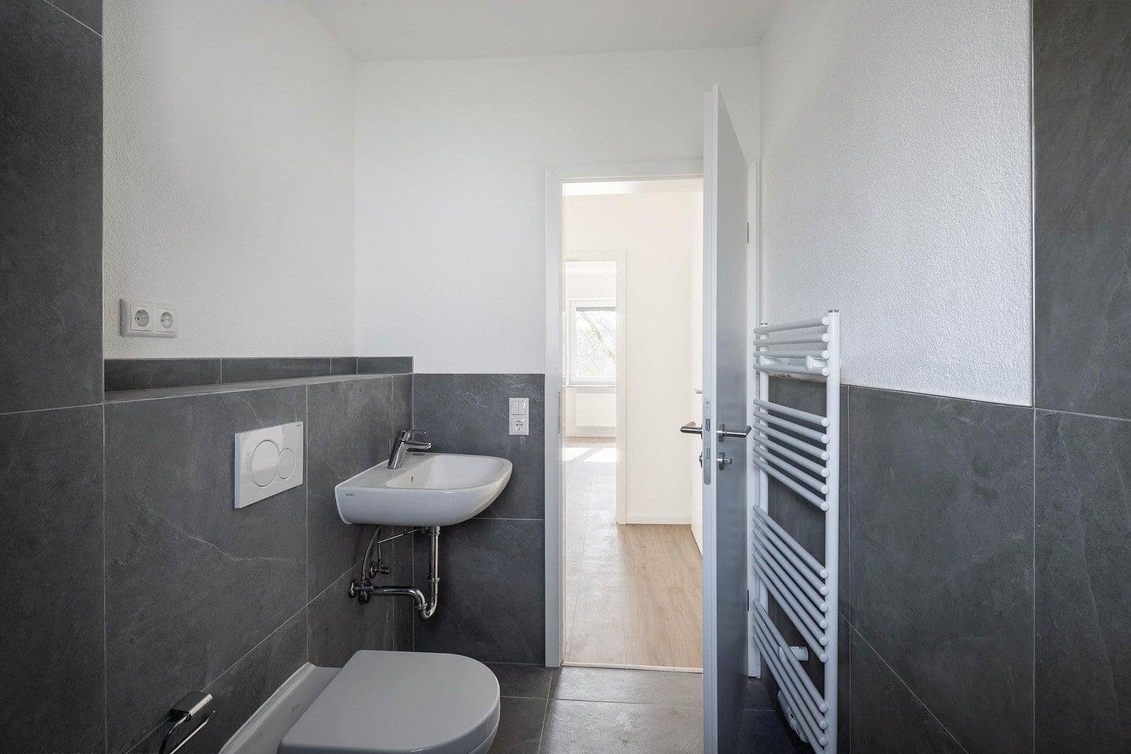 Prenájom bytu 3-izbový 66 m², Doktor-Enders-Straße, Hof, Bavorsko Prenájom bytu 3-izbový 66 m², Doktor-Enders-Straße, Hof, Bavorsko