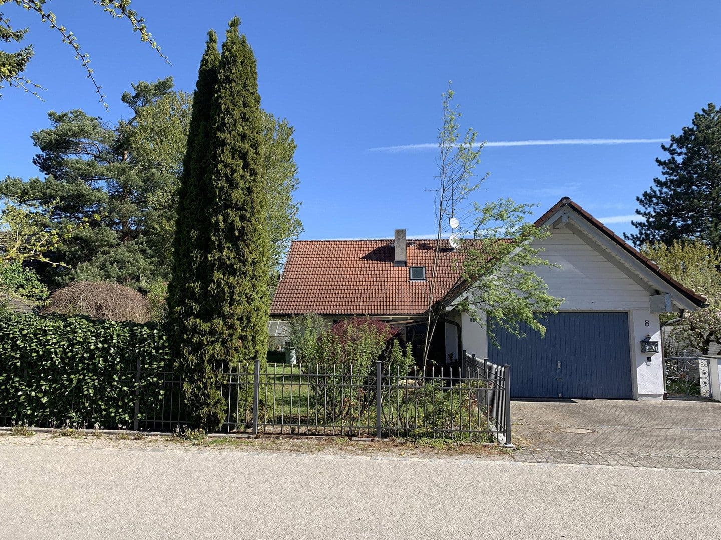 Predaj domu 113 m², pozemek 879 m², Gauting / Buchendorf, Bavorsko Predaj domu 113 m², pozemek 879 m², Gauting / Buchendorf, Bavorsko