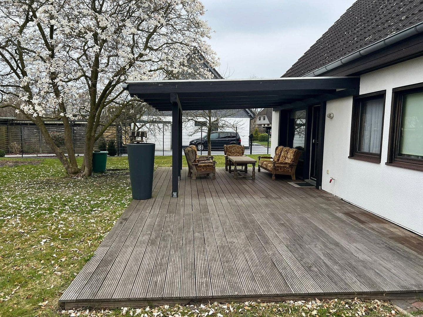 Predaj domu 137 m², pozemek 947 m², Borstel-Hohenraden, Šlezvicko-Holštajnsko Predaj domu 137 m², pozemek 947 m², Borstel-Hohenraden, Šlezvicko-Holštajnsko