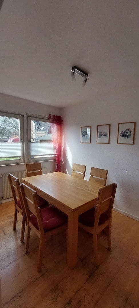 Predaj domu 137 m², pozemek 947 m², Borstel-Hohenraden, Šlezvicko-Holštajnsko Predaj domu 137 m², pozemek 947 m², Borstel-Hohenraden, Šlezvicko-Holštajnsko