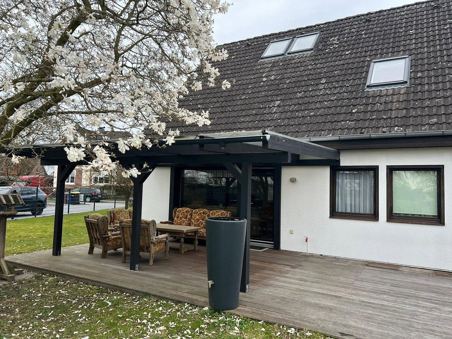 Predaj domu 137 m², pozemek 947 m², Borstel-Hohenraden, Šlezvicko-Holštajnsko Predaj domu 137 m², pozemek 947 m², Borstel-Hohenraden, Šlezvicko-Holštajnsko