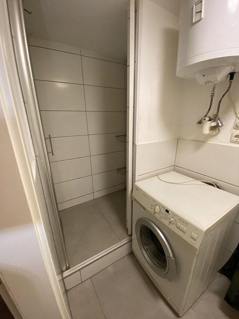 Prenájom bytu 1-izbový 25 m², Bruckbergstraße 2, Neuching, Bavorsko Prenájom bytu 1-izbový 25 m², Bruckbergstraße 2, Neuching, Bavorsko