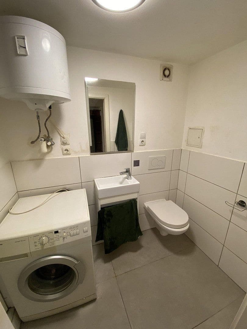 Prenájom bytu 1-izbový 25 m², Bruckbergstraße 2, Neuching, Bavorsko Prenájom bytu 1-izbový 25 m², Bruckbergstraße 2, Neuching, Bavorsko