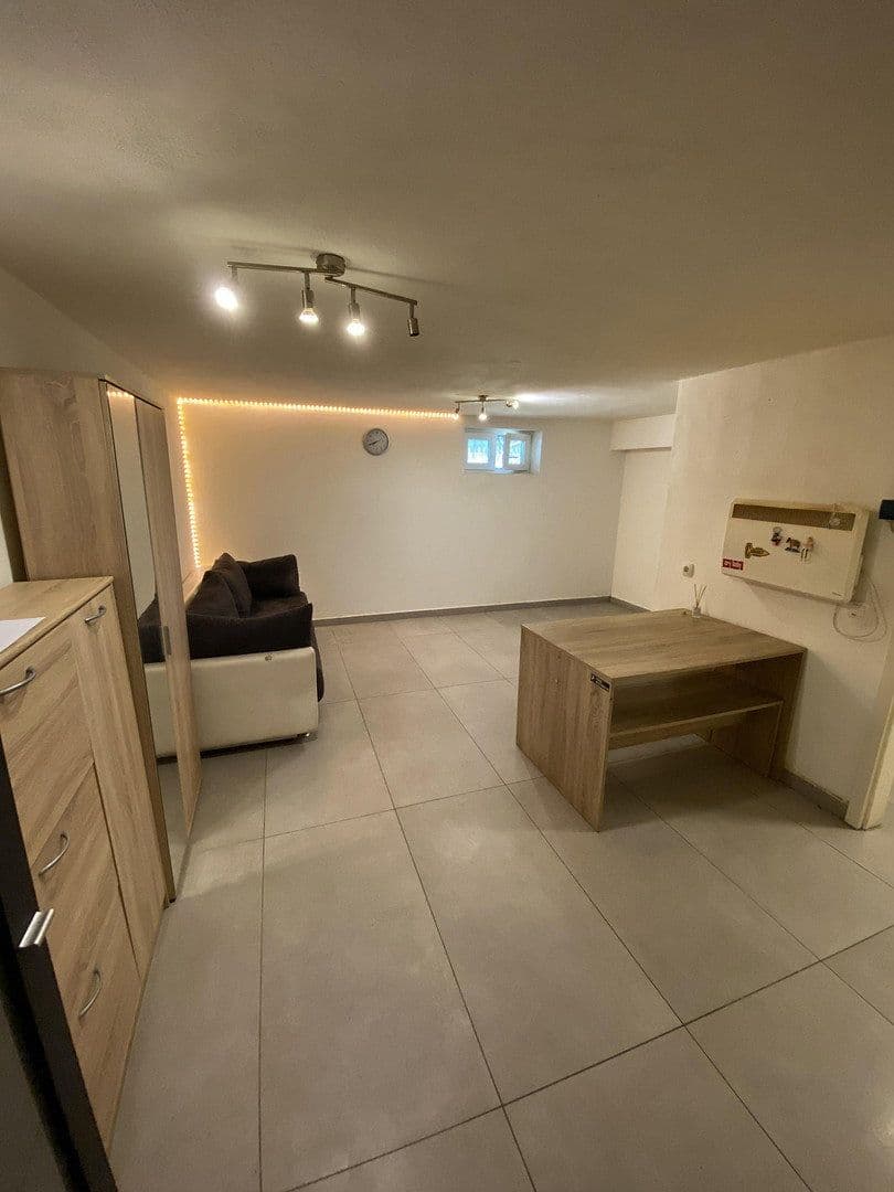 Prenájom bytu 1-izbový 25 m², Bruckbergstraße 2, Neuching, Bavorsko Prenájom bytu 1-izbový 25 m², Bruckbergstraße 2, Neuching, Bavorsko