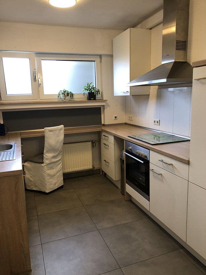 Predaj domu 100 m², pozemek 200 m², Krefeld, Severné Porýnie - Westfálsko Predaj domu 100 m², pozemek 200 m², Krefeld, Severné Porýnie - Westfálsko