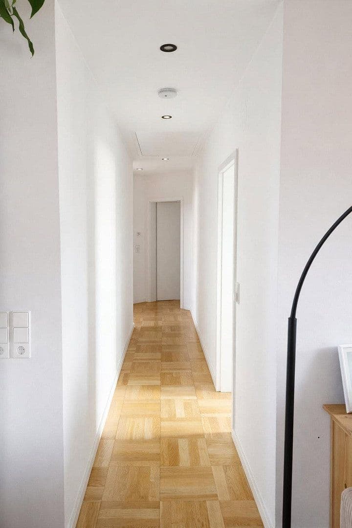 Prenájom bytu 4-izbový 139 m², Oberkirch, Bádensko-Wurttembersko Prenájom bytu 4-izbový 139 m², Oberkirch, Bádensko-Wurttembersko