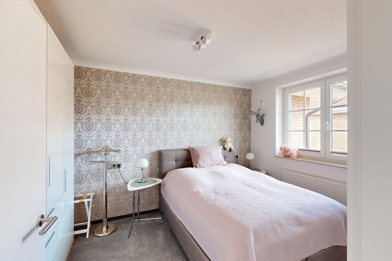 Prenájom domu 124 m², pozemek 350 m², Lüneburg, Dolné Sasko Prenájom domu 124 m², pozemek 350 m², Lüneburg, Dolné Sasko