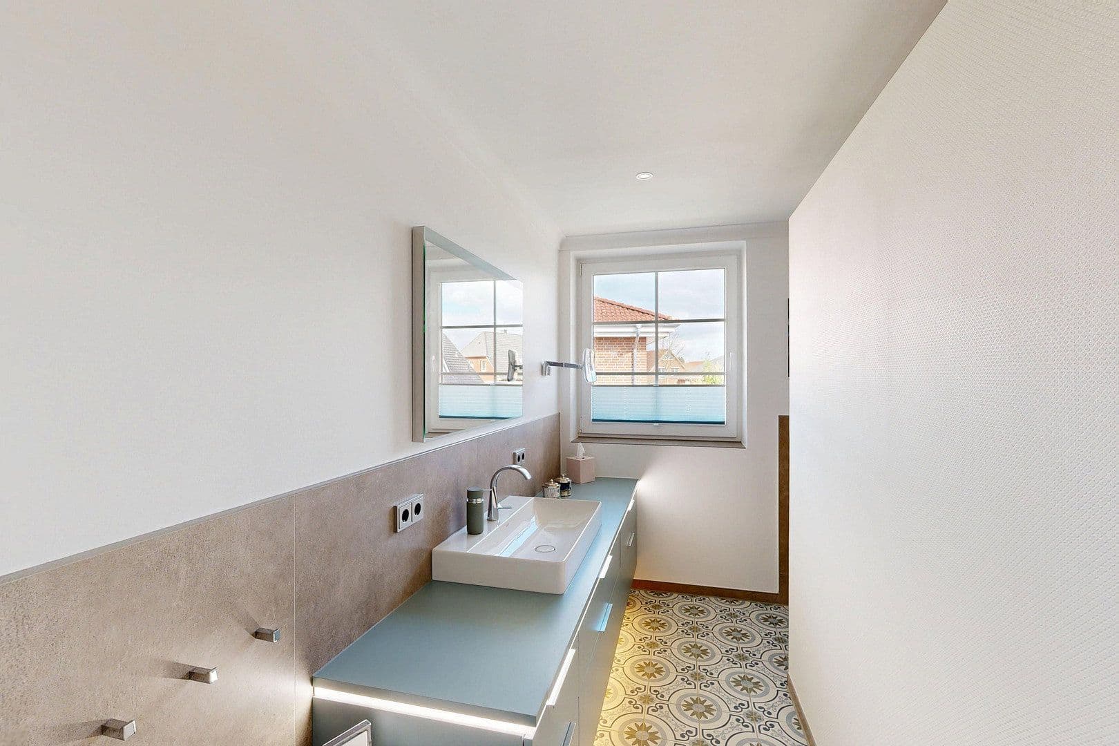 Prenájom domu 124 m², pozemek 350 m², Lüneburg, Dolné Sasko Prenájom domu 124 m², pozemek 350 m², Lüneburg, Dolné Sasko