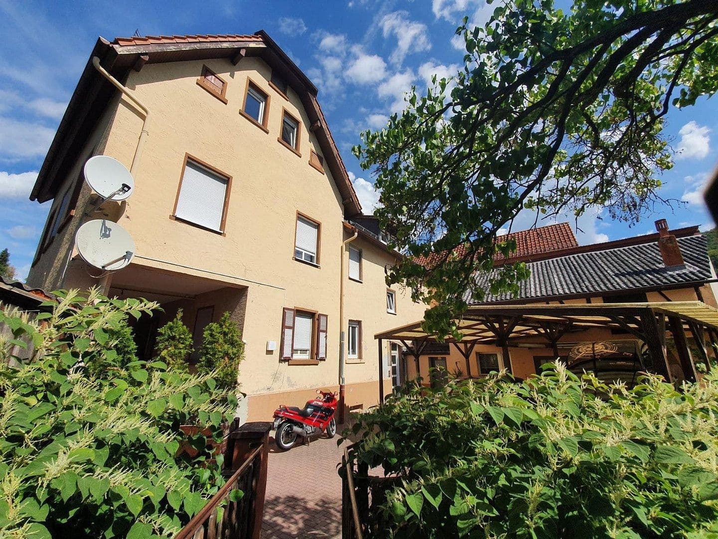 Prenájom bytu 4-izbový 101 m², Nibelungenstraße 67, Lautertal (Odenwald), Hesensko Prenájom bytu 4-izbový 101 m², Nibelungenstraße 67, Lautertal (Odenwald), Hesensko