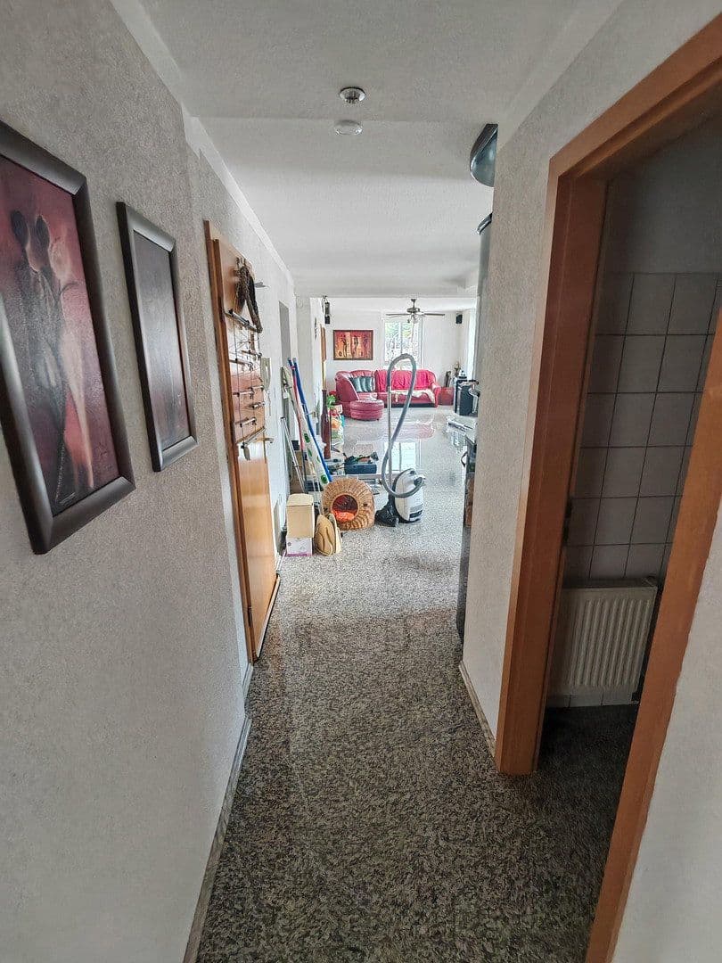 Prenájom bytu 4-izbový 101 m², Nibelungenstraße 67, Lautertal (Odenwald), Hesensko Prenájom bytu 4-izbový 101 m², Nibelungenstraße 67, Lautertal (Odenwald), Hesensko
