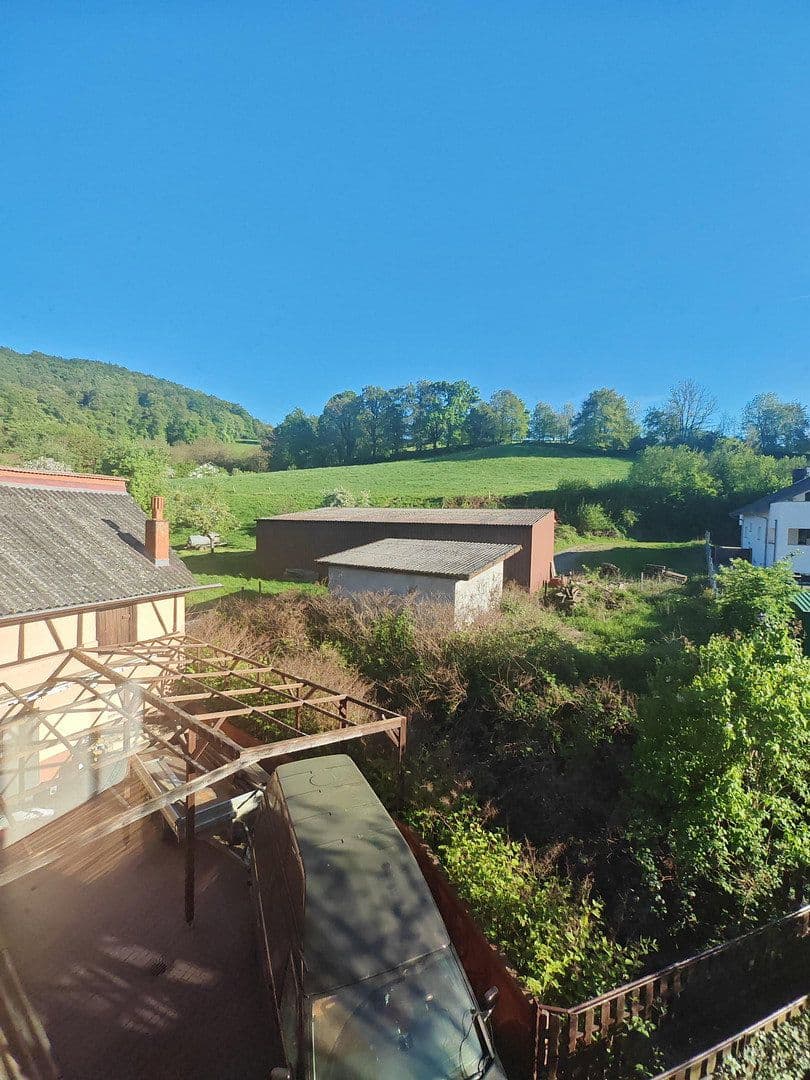 Prenájom bytu 4-izbový 101 m², Nibelungenstraße 67, Lautertal (Odenwald), Hesensko Prenájom bytu 4-izbový 101 m², Nibelungenstraße 67, Lautertal (Odenwald), Hesensko