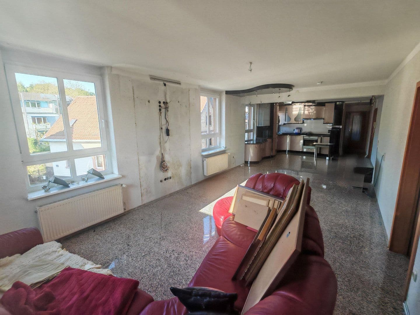 Prenájom bytu 4-izbový 101 m², Nibelungenstraße 67, Lautertal (Odenwald), Hesensko Prenájom bytu 4-izbový 101 m², Nibelungenstraße 67, Lautertal (Odenwald), Hesensko