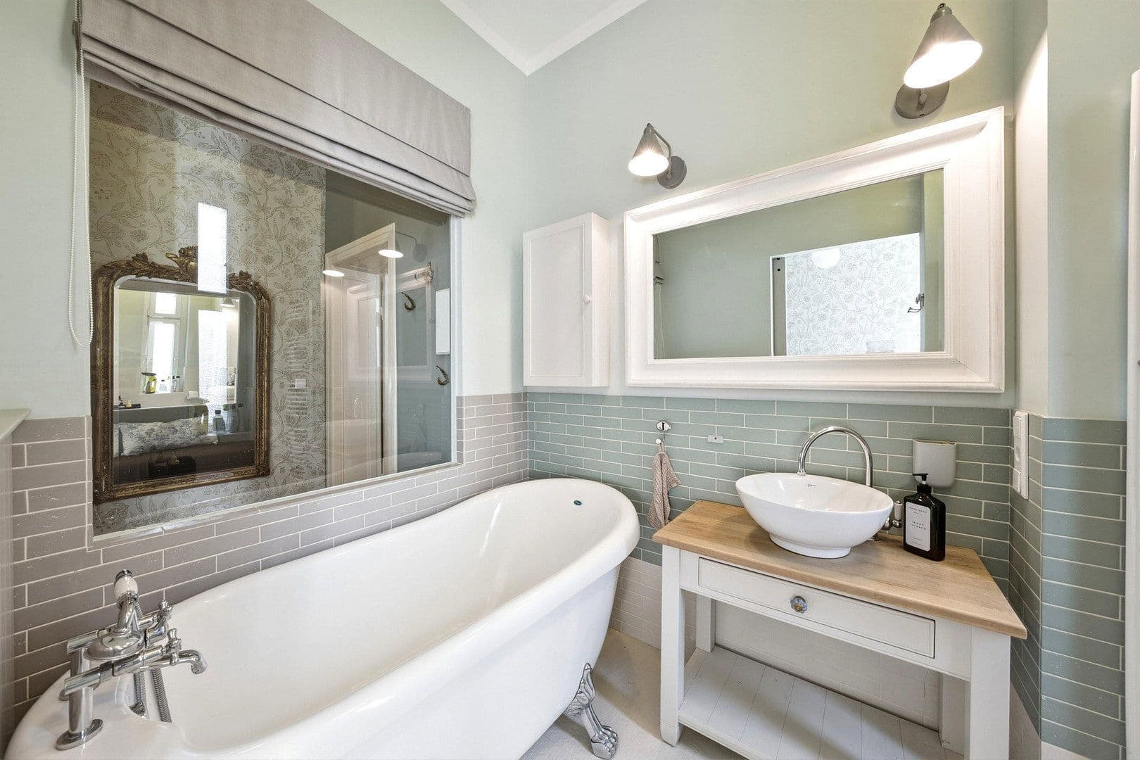 Predaj bytu 3-izbový 110 m², Berlin, Berlín Predaj bytu 3-izbový 110 m², Berlin, Berlín