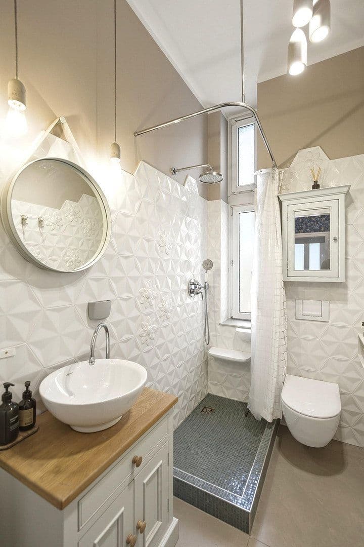 Predaj bytu 3-izbový 110 m², Berlin, Berlín Predaj bytu 3-izbový 110 m², Berlin, Berlín