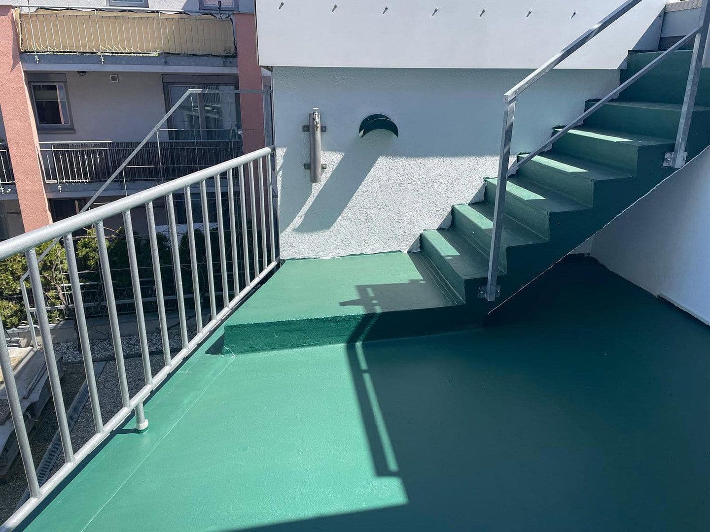 Prenájom bytu 2-izbový 91 m², Böblingen, Bádensko-Wurttembersko Prenájom bytu 2-izbový 91 m², Böblingen, Bádensko-Wurttembersko