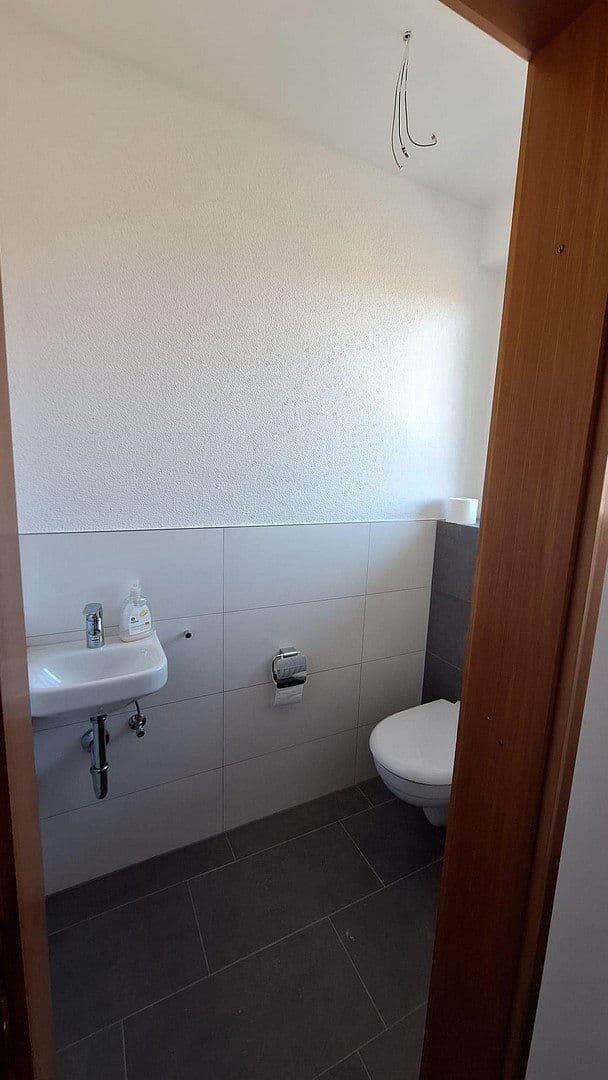 Prenájom bytu 3-izbový 143 m², Höchenschwand, Bádensko-Wurttembersko Prenájom bytu 3-izbový 143 m², Höchenschwand, Bádensko-Wurttembersko