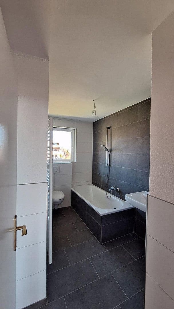 Prenájom bytu 3-izbový 143 m², Höchenschwand, Bádensko-Wurttembersko Prenájom bytu 3-izbový 143 m², Höchenschwand, Bádensko-Wurttembersko