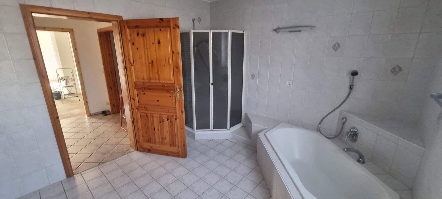 Predaj domu 240 m², pozemek 911 m², Leezen, Šlezvicko-Holštajnsko Predaj domu 240 m², pozemek 911 m², Leezen, Šlezvicko-Holštajnsko