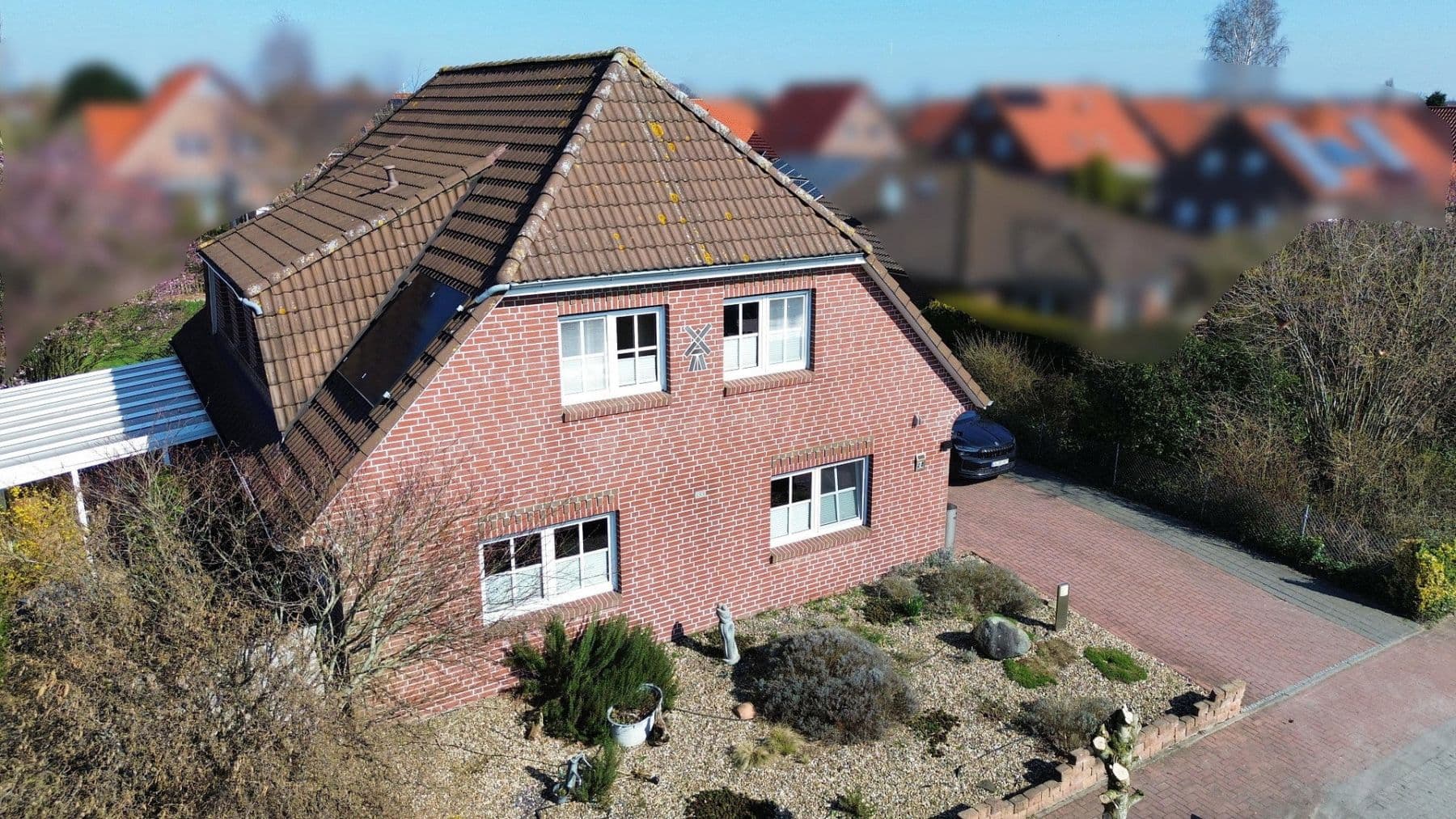 Predaj domu 160 m², pozemek 797 m², Westerholt, Dolné Sasko Predaj domu 160 m², pozemek 797 m², Westerholt, Dolné Sasko