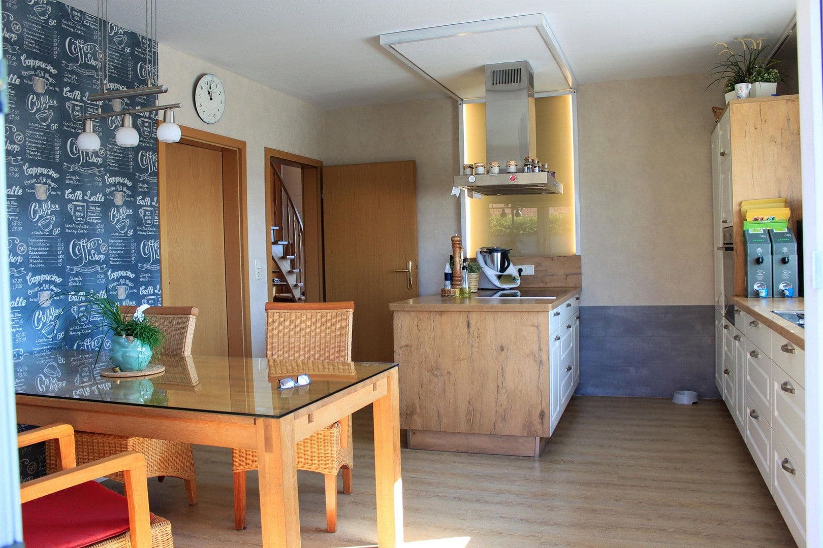 Predaj domu 160 m², pozemek 797 m², Westerholt, Dolné Sasko Predaj domu 160 m², pozemek 797 m², Westerholt, Dolné Sasko