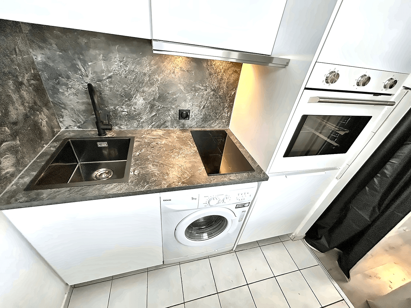 Prenájom bytu 1-izbový 28 m², Bayreuther Str. 36, Nürnberg, Bavorsko Prenájom bytu 1-izbový 28 m², Bayreuther Str. 36, Nürnberg, Bavorsko