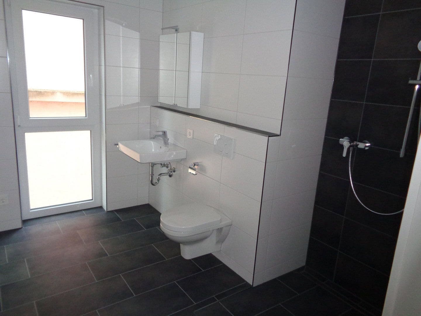 Prenájom bytu 1-izbový 41 m², Ingolstadt-Friedrichshofen, Bavorsko Prenájom bytu 1-izbový 41 m², Ingolstadt-Friedrichshofen, Bavorsko