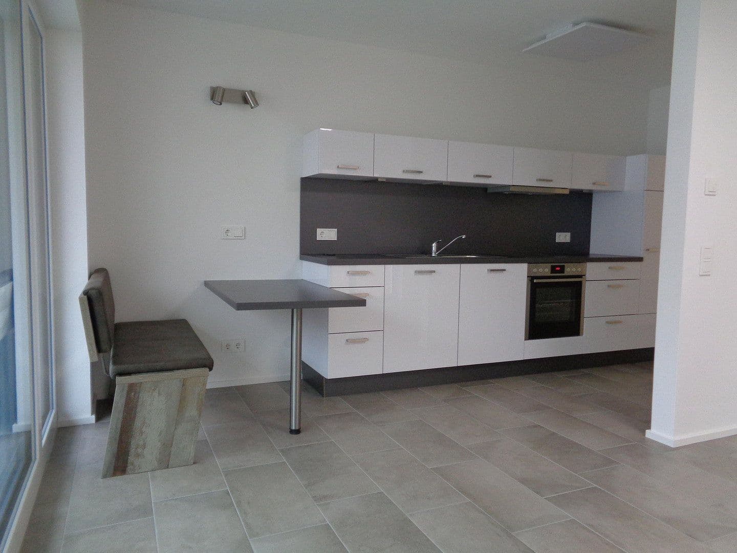 Prenájom bytu 1-izbový 41 m², Ingolstadt-Friedrichshofen, Bavorsko Prenájom bytu 1-izbový 41 m², Ingolstadt-Friedrichshofen, Bavorsko