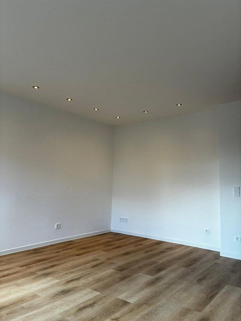Prenájom bytu 3-izbový 67 m², Hannover, Dolné Sasko Prenájom bytu 3-izbový 67 m², Hannover, Dolné Sasko