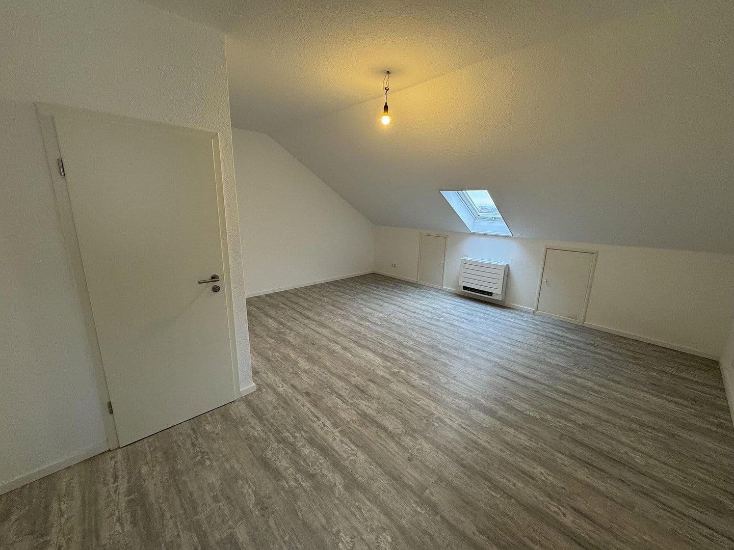Prenájom bytu 4-izbový 86 m², Gernotstraße, Gernsheim, Hesensko Prenájom bytu 4-izbový 86 m², Gernotstraße, Gernsheim, Hesensko