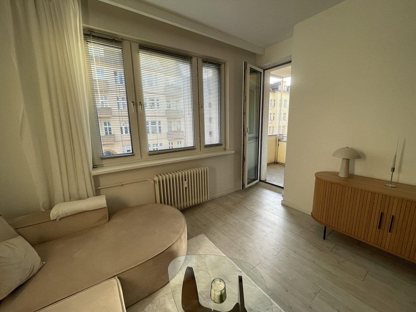 Predaj bytu 2-izbový 44 m², Berlin Friedenau, Berlín Predaj bytu 2-izbový 44 m², Berlin Friedenau, Berlín