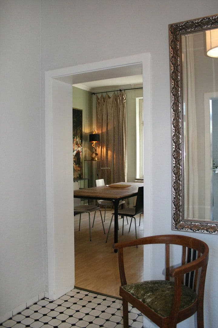 Prenájom bytu 3-izbový 73 m², Karlsbaderstrasse 15, Stuttgart, Bádensko-Wurttembersko Prenájom bytu 3-izbový 73 m², Karlsbaderstrasse 15, Stuttgart, Bádensko-Wurttembersko