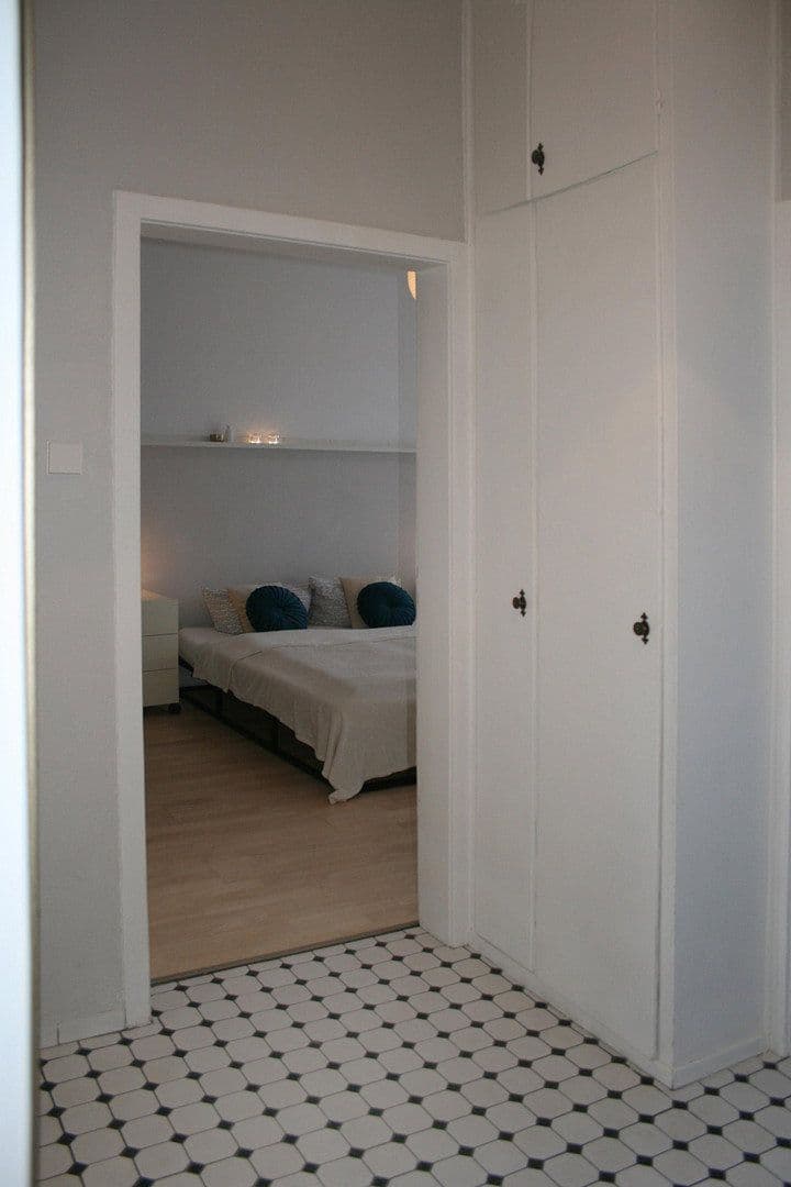 Prenájom bytu 3-izbový 73 m², Karlsbaderstrasse 15, Stuttgart, Bádensko-Wurttembersko Prenájom bytu 3-izbový 73 m², Karlsbaderstrasse 15, Stuttgart, Bádensko-Wurttembersko