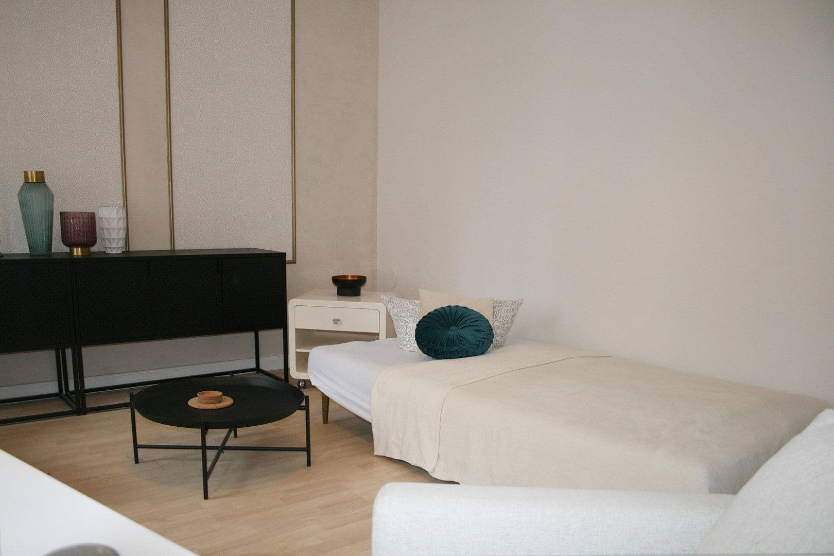 Prenájom bytu 3-izbový 73 m², Karlsbaderstrasse 15, Stuttgart, Bádensko-Wurttembersko Prenájom bytu 3-izbový 73 m², Karlsbaderstrasse 15, Stuttgart, Bádensko-Wurttembersko