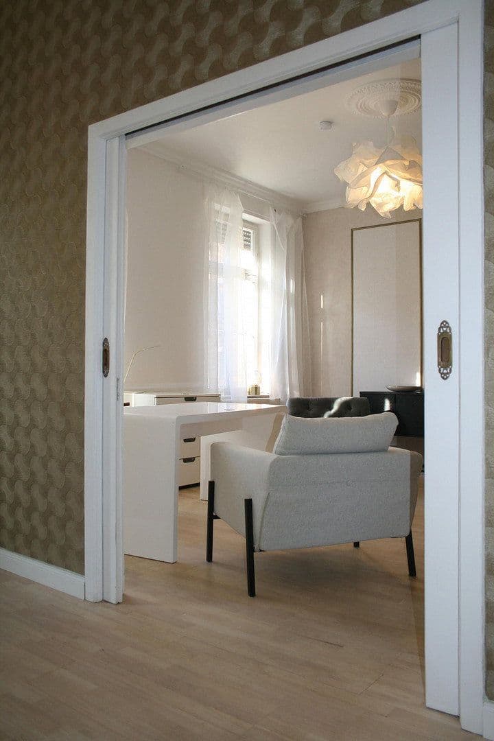 Prenájom bytu 3-izbový 73 m², Karlsbaderstrasse 15, Stuttgart, Bádensko-Wurttembersko Prenájom bytu 3-izbový 73 m², Karlsbaderstrasse 15, Stuttgart, Bádensko-Wurttembersko