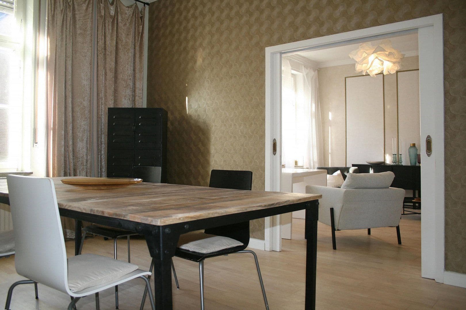 Prenájom bytu 3-izbový 73 m², Karlsbaderstrasse 15, Stuttgart, Bádensko-Wurttembersko Prenájom bytu 3-izbový 73 m², Karlsbaderstrasse 15, Stuttgart, Bádensko-Wurttembersko