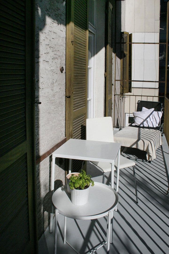 Prenájom bytu 3-izbový 73 m², Karlsbaderstrasse 15, Stuttgart, Bádensko-Wurttembersko Prenájom bytu 3-izbový 73 m², Karlsbaderstrasse 15, Stuttgart, Bádensko-Wurttembersko