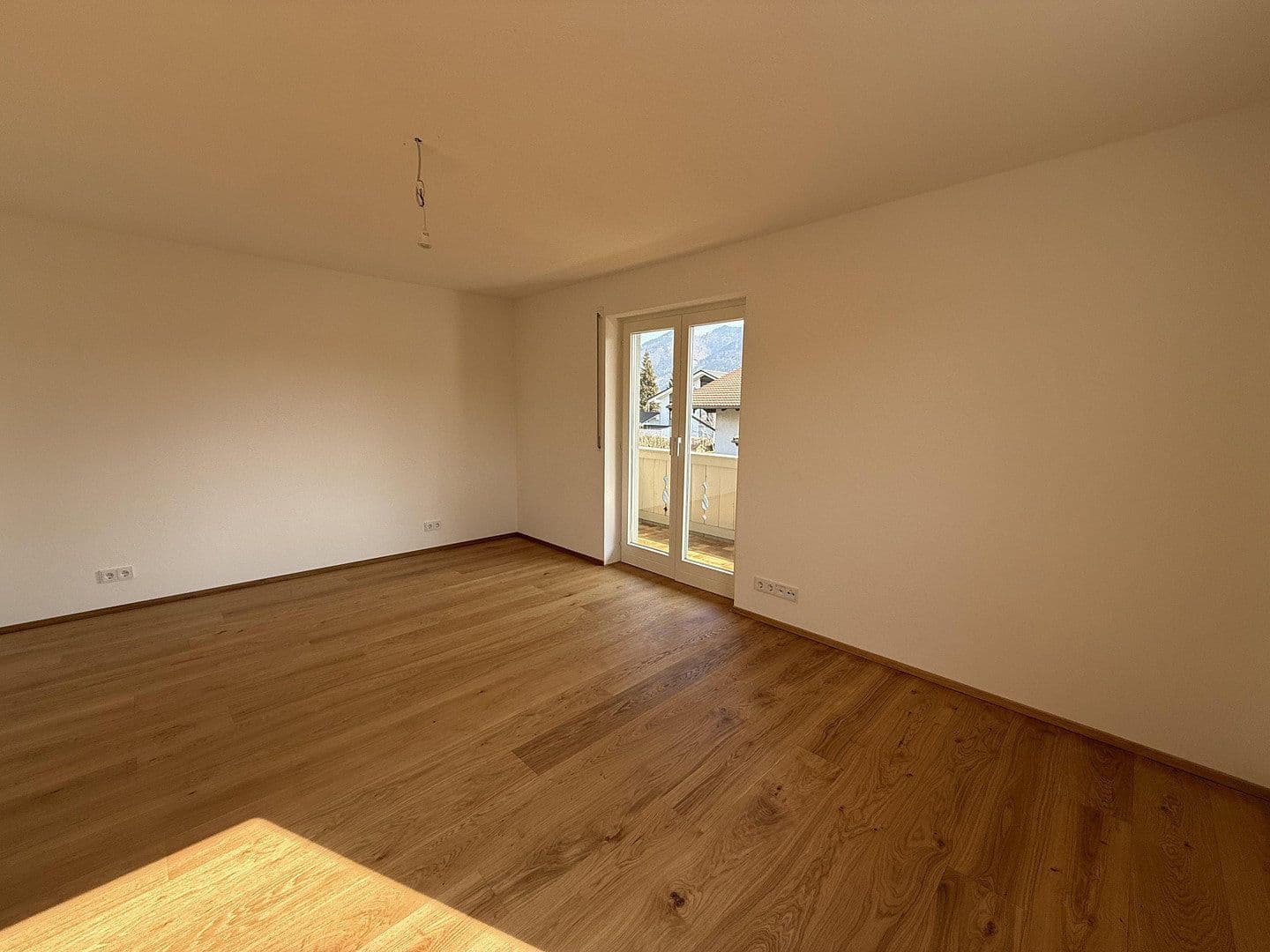 Predaj domu 120 m², pozemek 300 m², Grassau (Traunstein), Bavorsko Predaj domu 120 m², pozemek 300 m², Grassau (Traunstein), Bavorsko