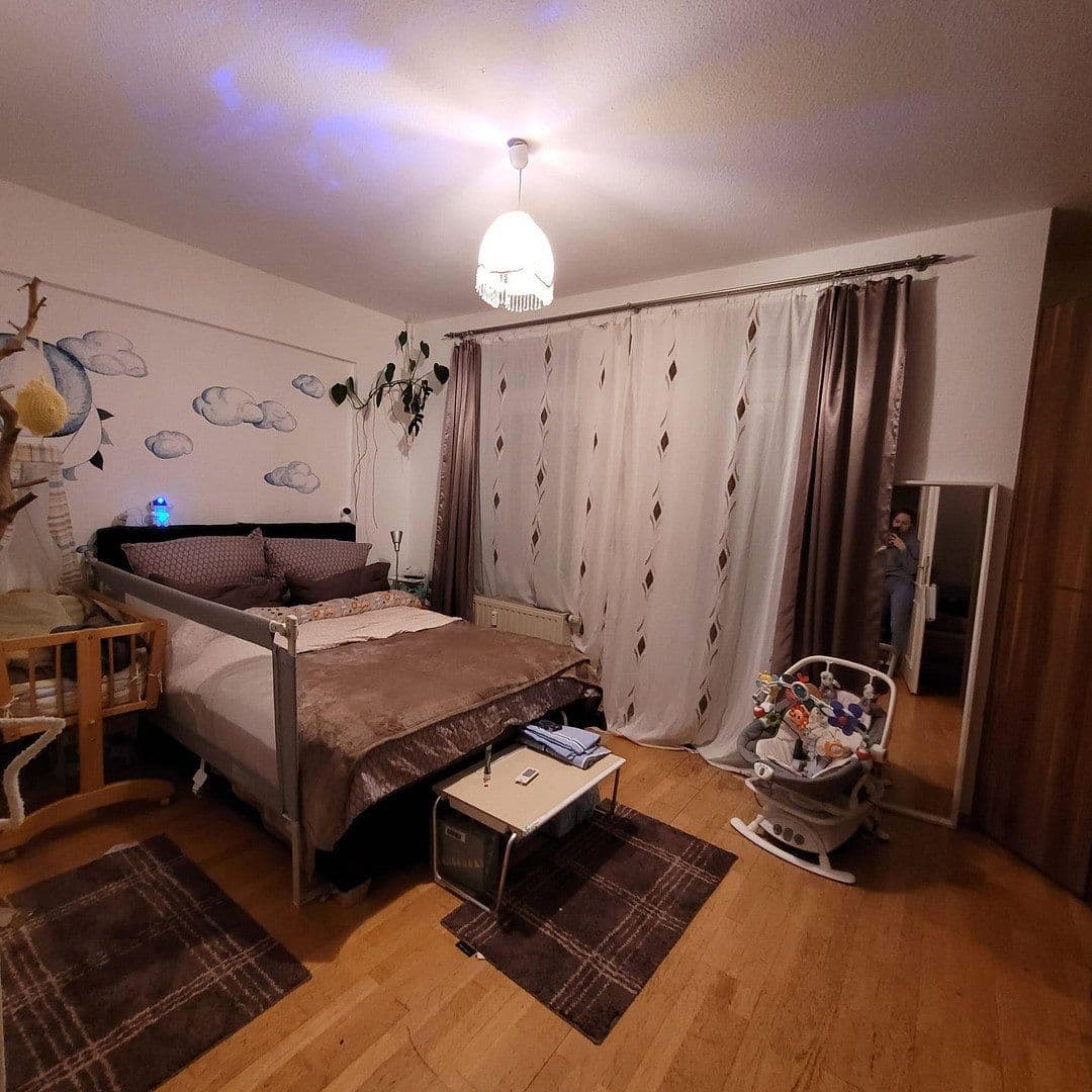 Prenájom bytu 2-izbový 59 m², Landwaisenhausstrasse 2, Leipzig, Sasko Prenájom bytu 2-izbový 59 m², Landwaisenhausstrasse 2, Leipzig, Sasko