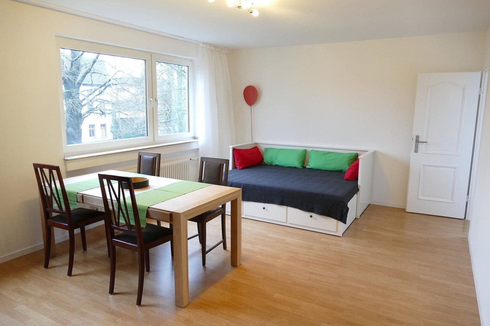 Prenájom bytu 1-izbový 42 m², Düsseldorfer Str. 49, Köln, Severné Porýnie - Westfálsko Prenájom bytu 1-izbový 42 m², Düsseldorfer Str. 49, Köln, Severné Porýnie - Westfálsko