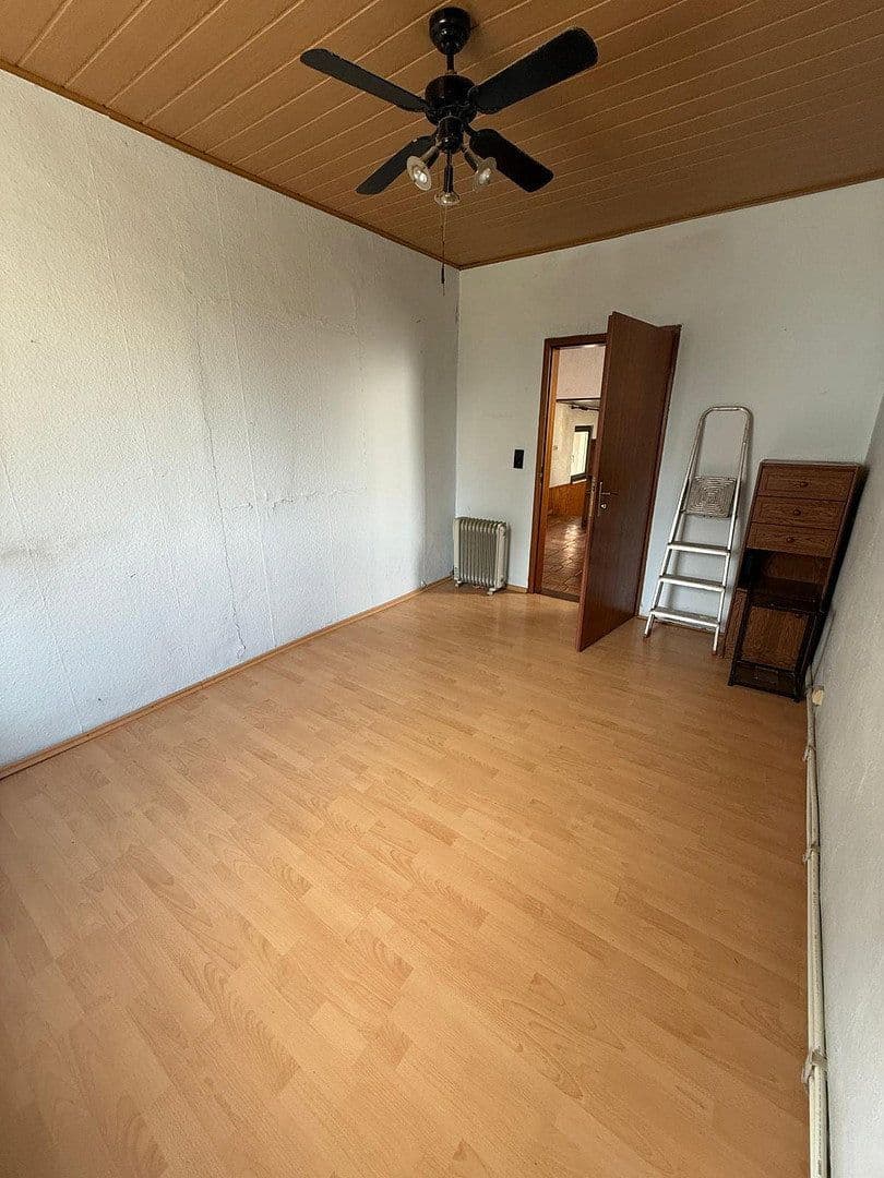 Predaj domu 105 m², pozemek 470 m², Jockgrim, Porýnie-Falcko Predaj domu 105 m², pozemek 470 m², Jockgrim, Porýnie-Falcko