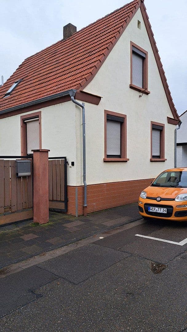 Predaj domu 105 m², pozemek 470 m², Jockgrim, Porýnie-Falcko Predaj domu 105 m², pozemek 470 m², Jockgrim, Porýnie-Falcko