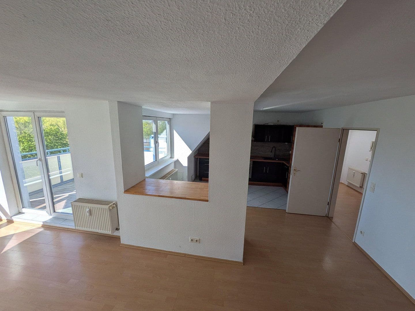 Predaj bytu 3-izbový 96 m², Berlin, Berlín Predaj bytu 3-izbový 96 m², Berlin, Berlín