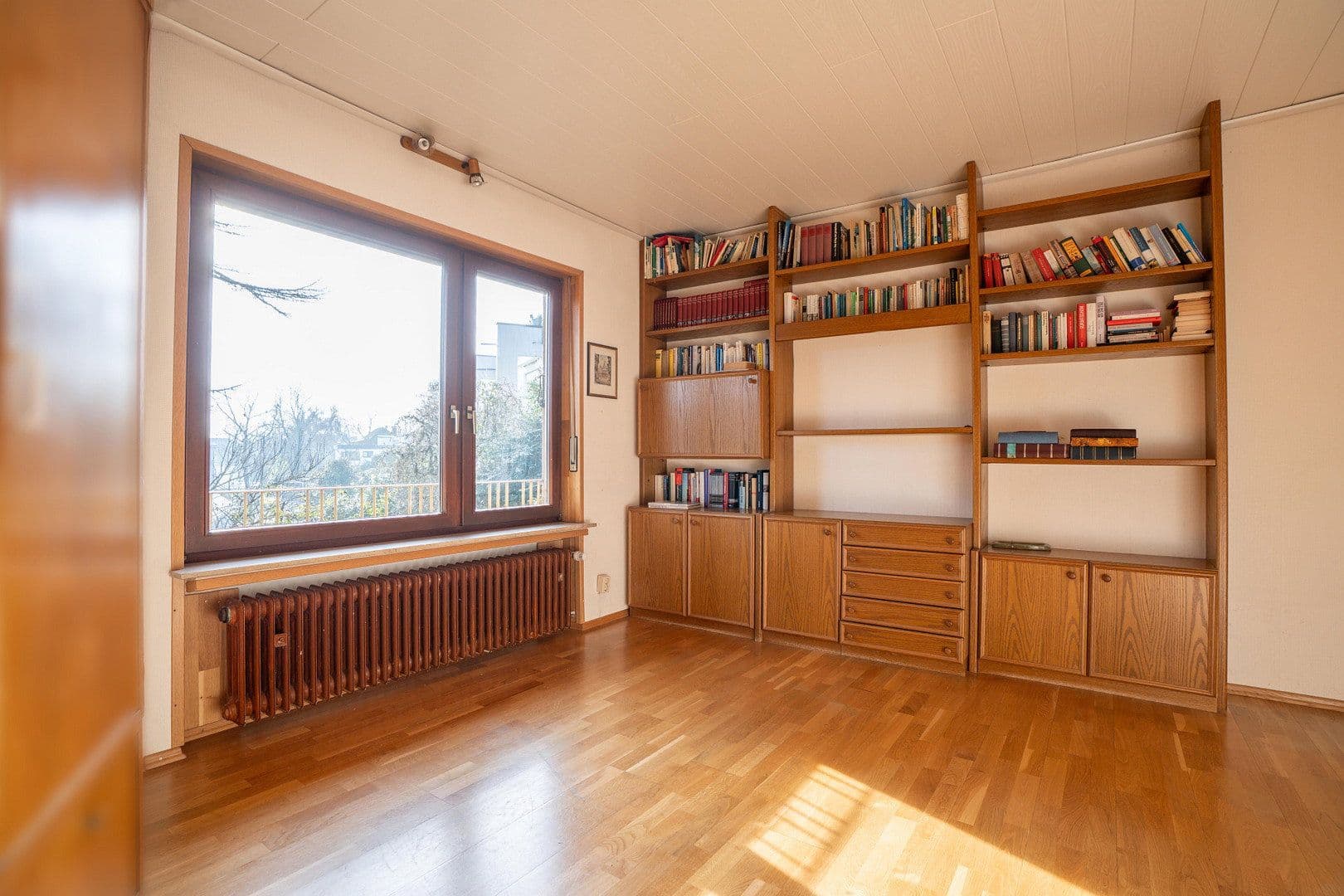 Predaj domu 268 m², pozemek 587 m², Wiesbaden, Hesensko Predaj domu 268 m², pozemek 587 m², Wiesbaden, Hesensko