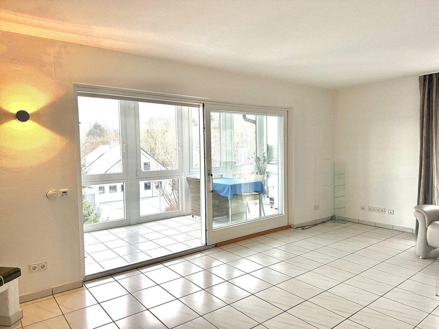Predaj domu 270 m², pozemek 776 m², Weisenheim am Berg, Porýnie-Falcko Predaj domu 270 m², pozemek 776 m², Weisenheim am Berg, Porýnie-Falcko