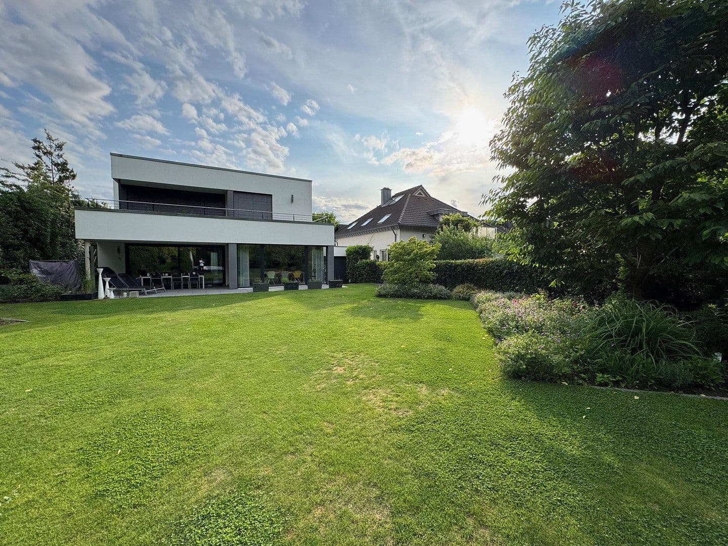 Predaj domu 227 m², pozemek 855 m², Dormagen, Severné Porýnie - Westfálsko Predaj domu 227 m², pozemek 855 m², Dormagen, Severné Porýnie - Westfálsko