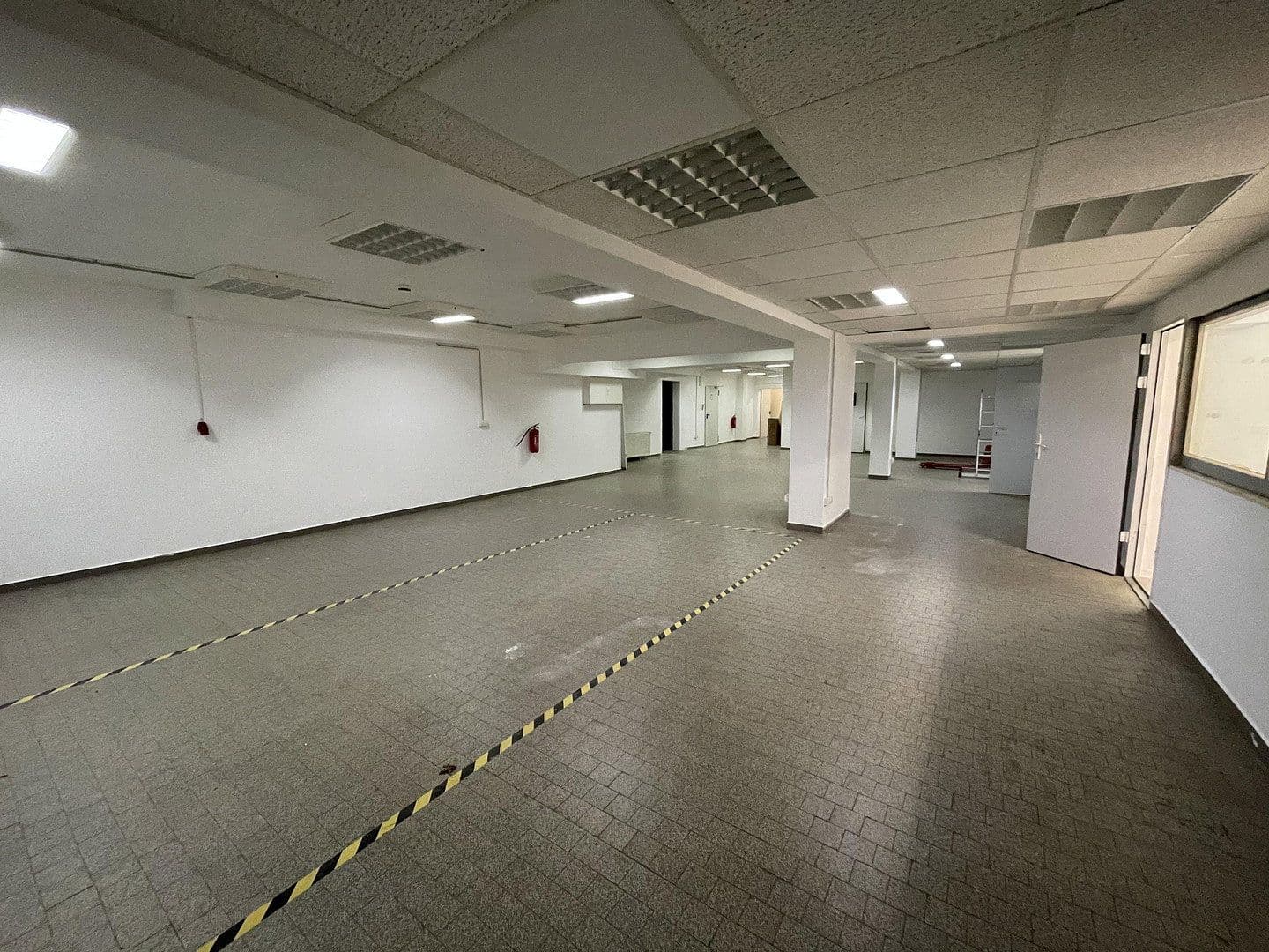Prenájom kancelárie 440 m², Tulpenstr. 2-4, Dietzenbach, Hesensko Prenájom kancelárie 440 m², Tulpenstr. 2-4, Dietzenbach, Hesensko